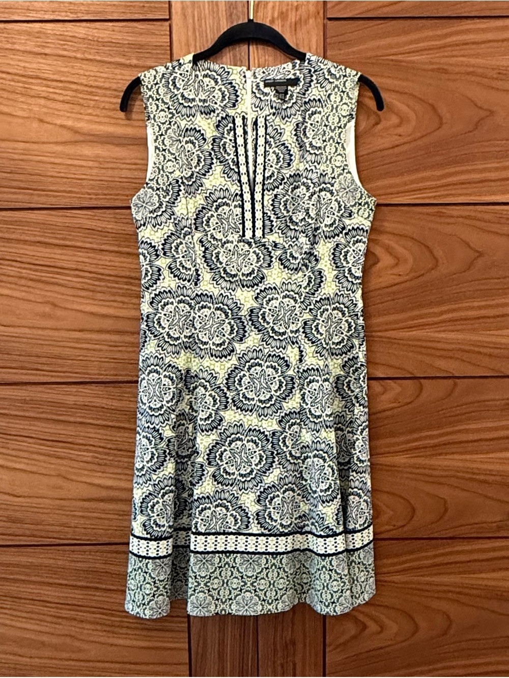 Maggy London LIKE NEW Blue & Lime Green Floral Fit & Flare Dress Women's 10